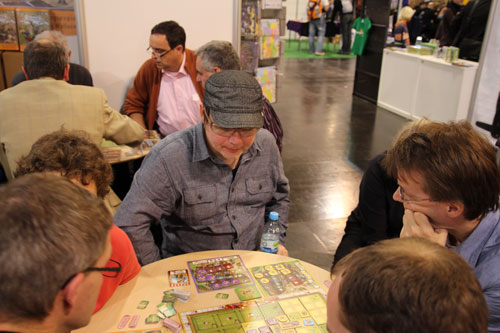Michael demonstreert Coney Island op Spiel 2011