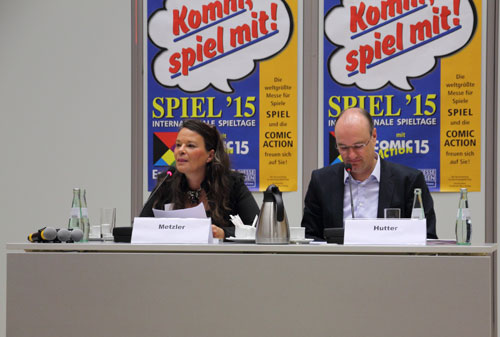 Dominique Metzler en Herman Hutter op de persconferentie